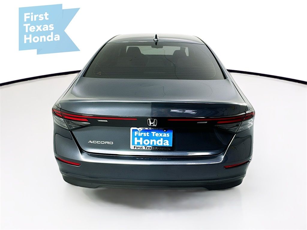 2025 Honda Accord LX photo 6