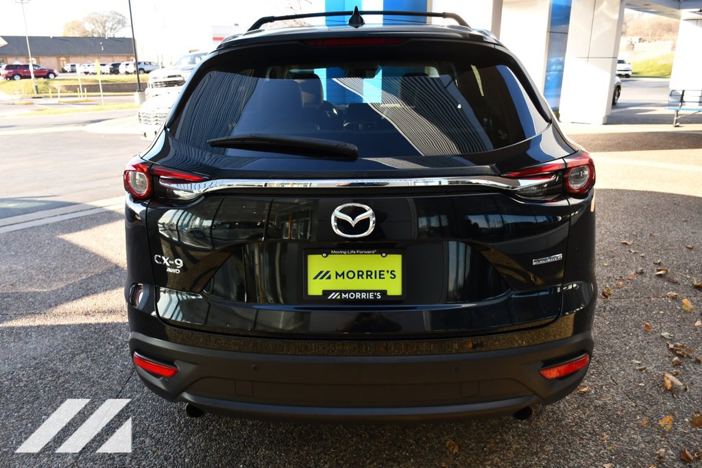 2022 Mazda CX-9 Touring photo 4