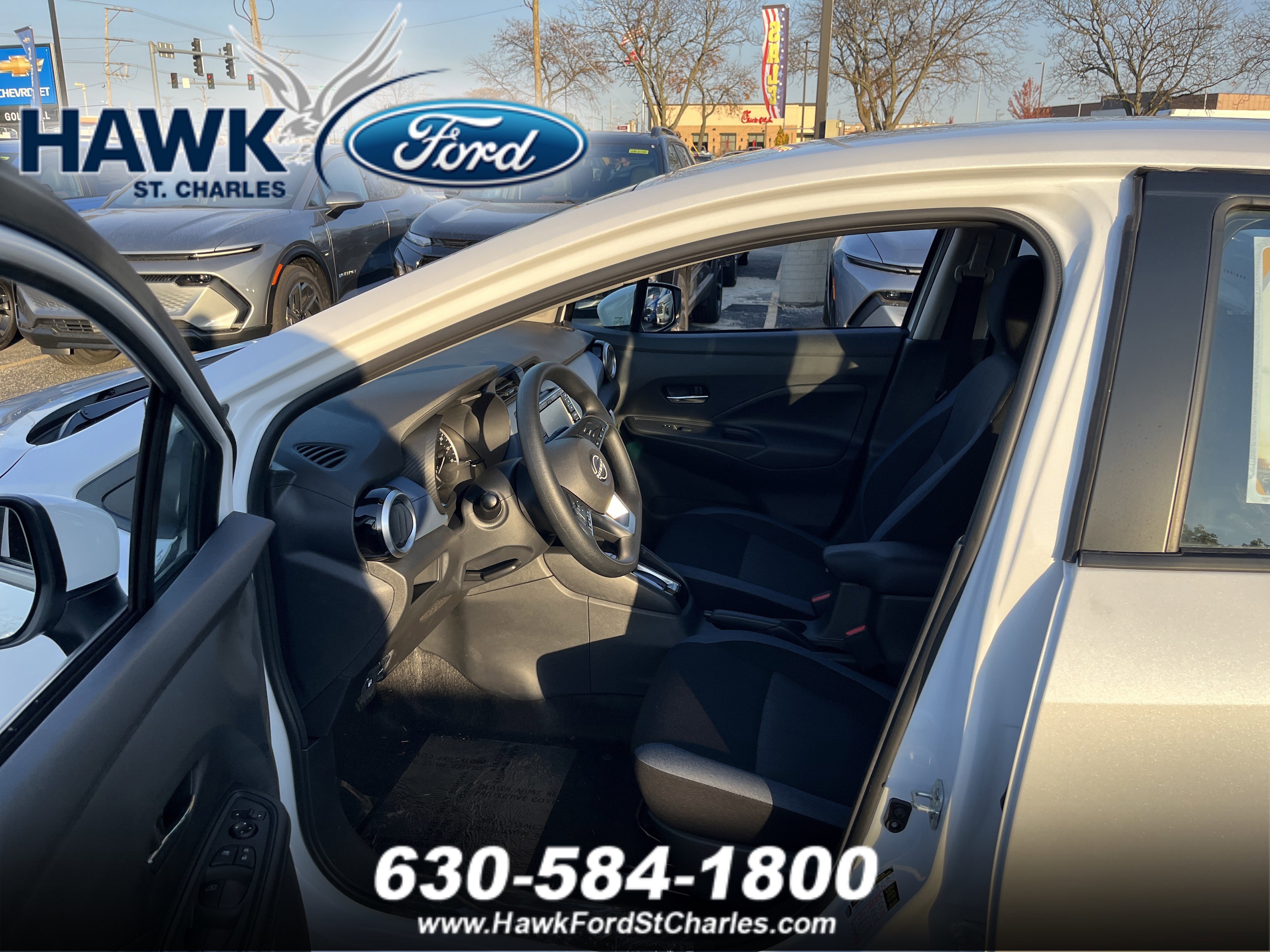 2025 NISSAN VERSA - Image 12