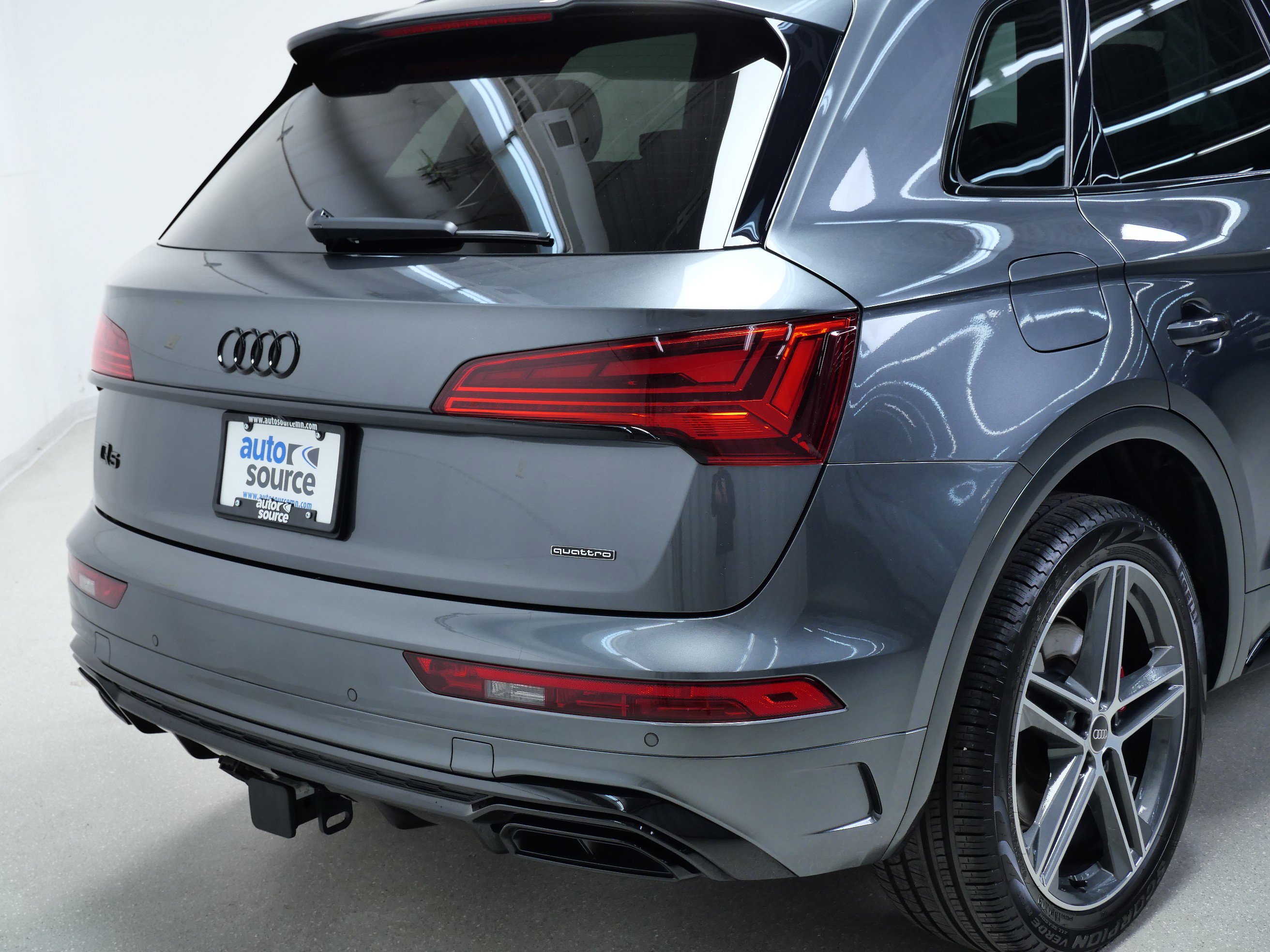 2025 Audi Q5 S line Premium Plus photo 4