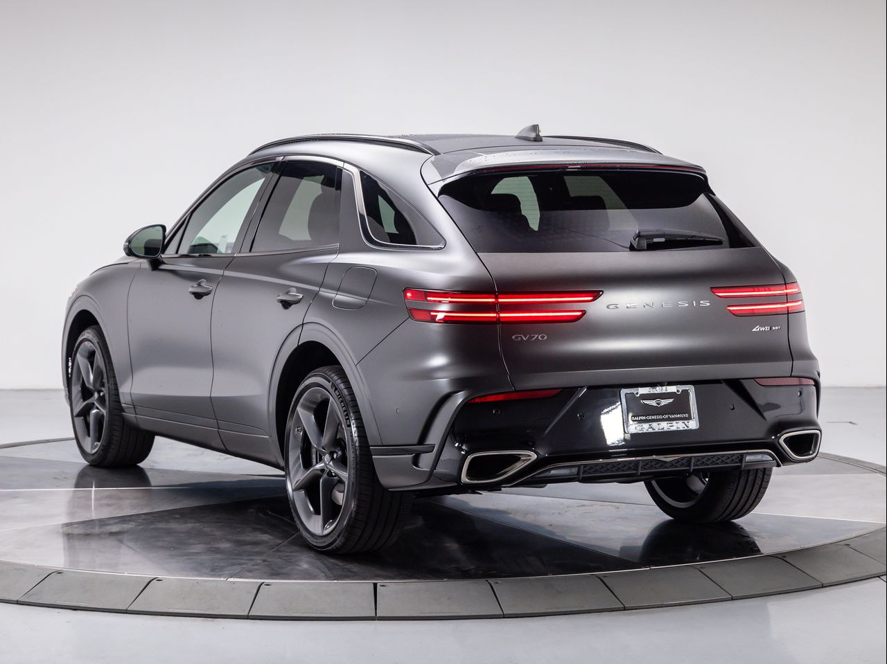 2026 Genesis GV70 3.5T Sport Prestige photo 3