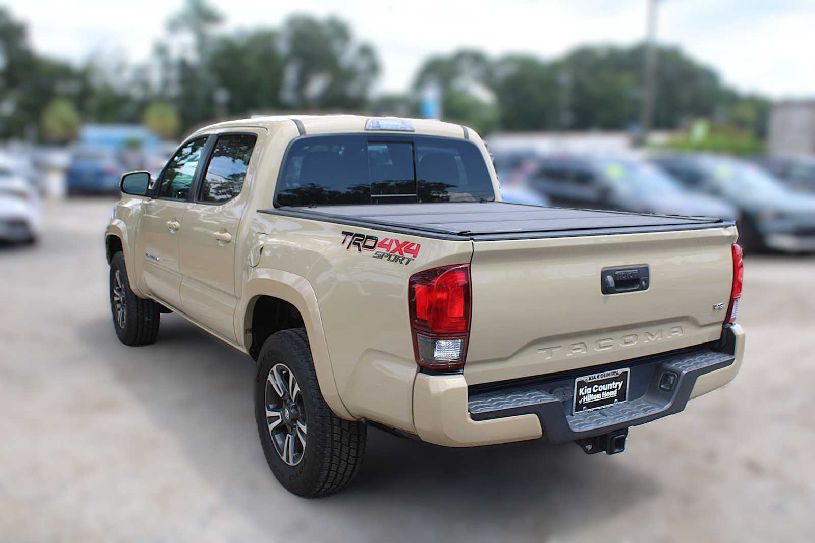 2019 Toyota Tacoma TRD Sport photo 13