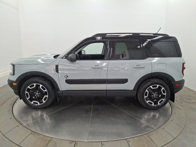2021 Ford Bronco Sport Outer Banks photo 3