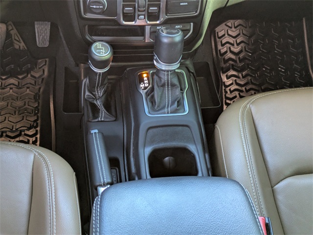 2022 Jeep Wrangler Unlimited Sahara photo 18