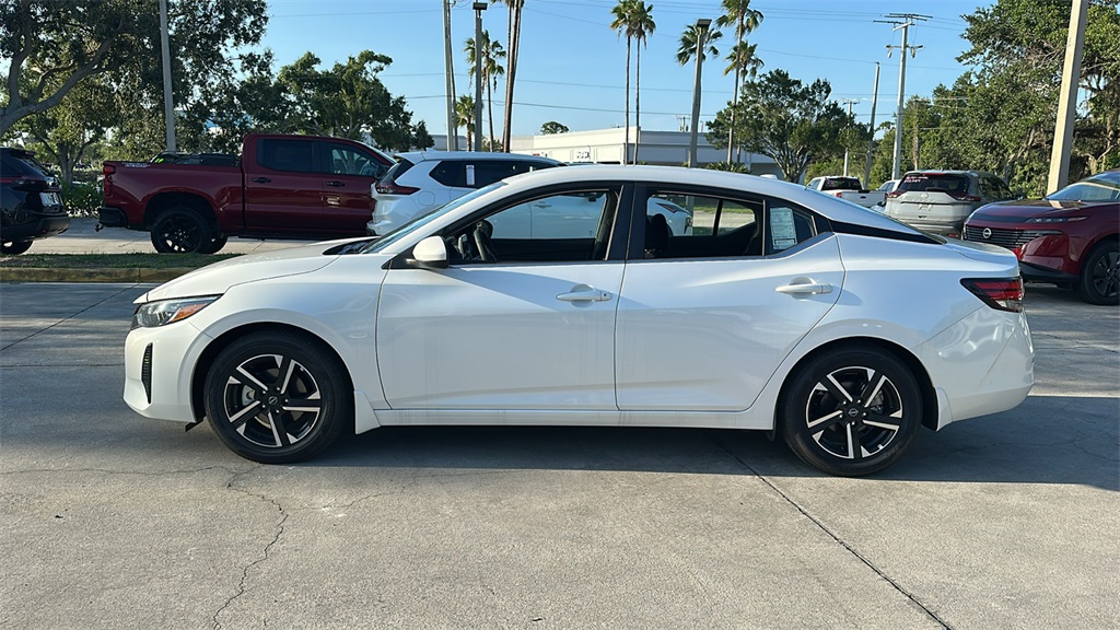 2025 Nissan Sentra SV photo 4