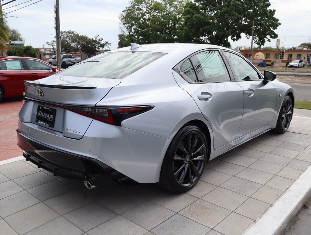 2025 Lexus IS 300 F SPORT photo 5