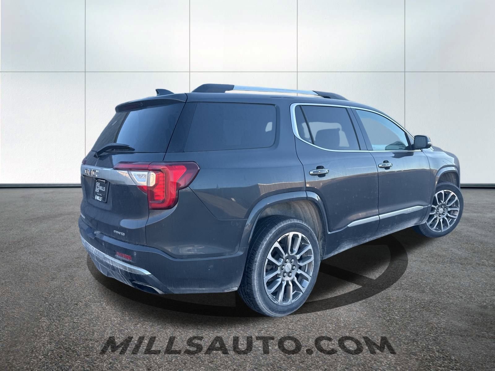 2023 Gmc Acadia Denali photo 3