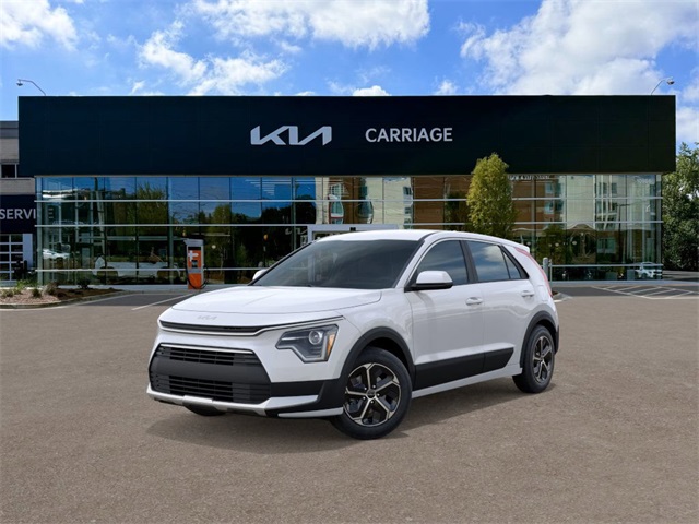 2025 Kia Niro LX's photo
