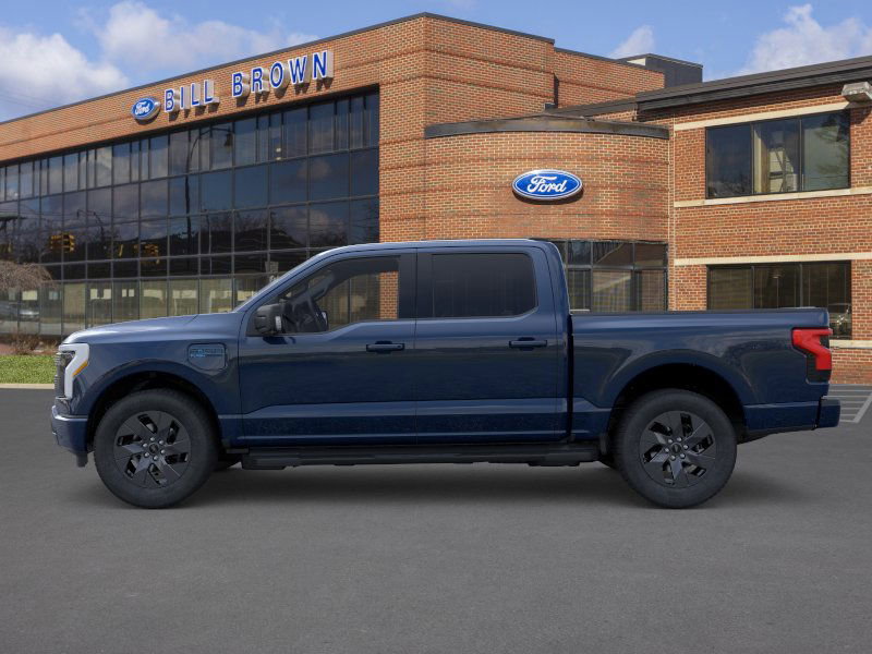 2025 Ford F-150 Lightning photo 3