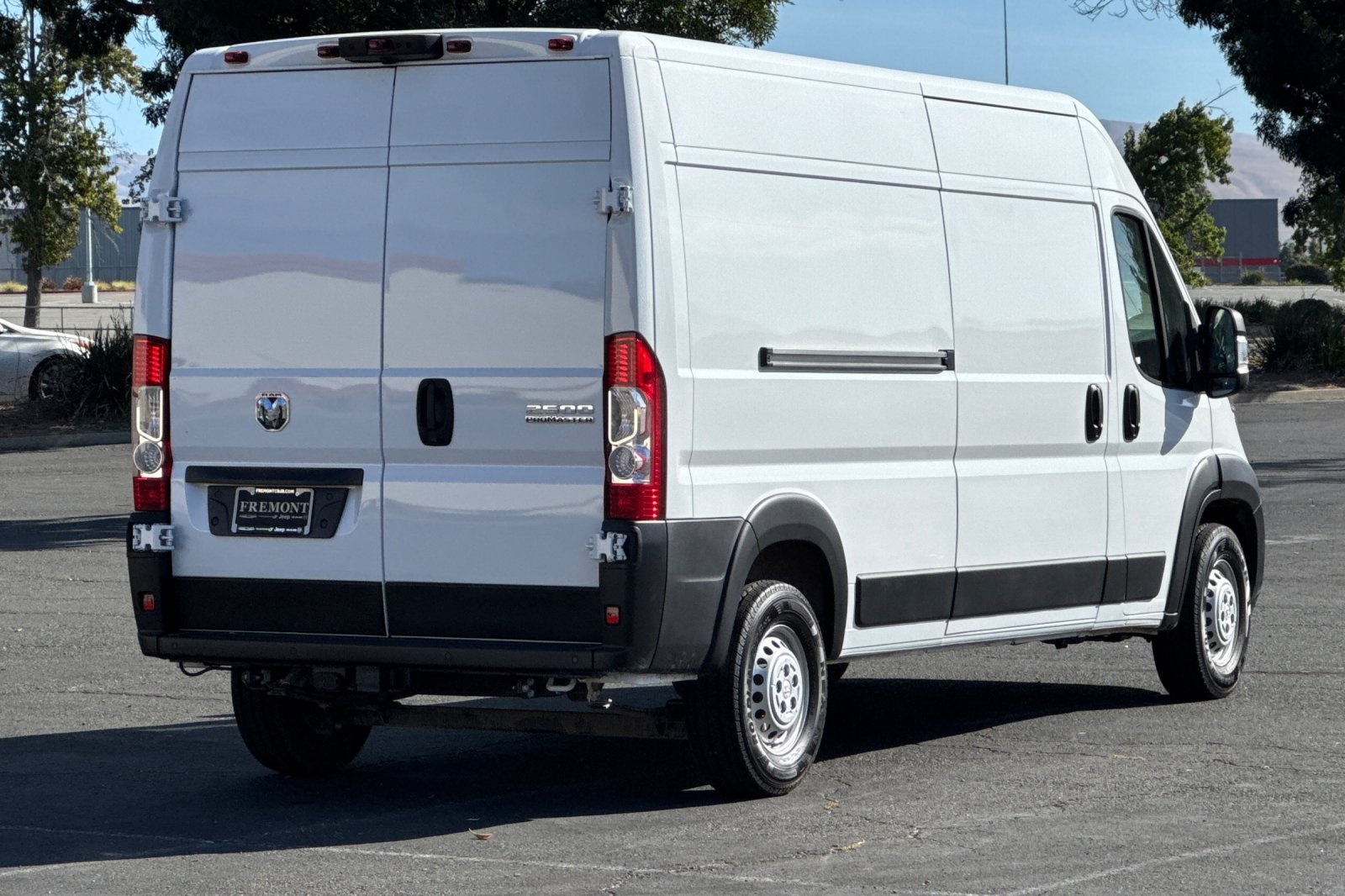 2025 Ram ProMaster 2500 photo 3