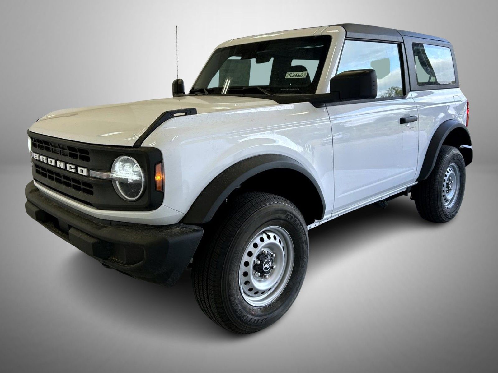 2025 Ford Bronco 2-Door Base's photo