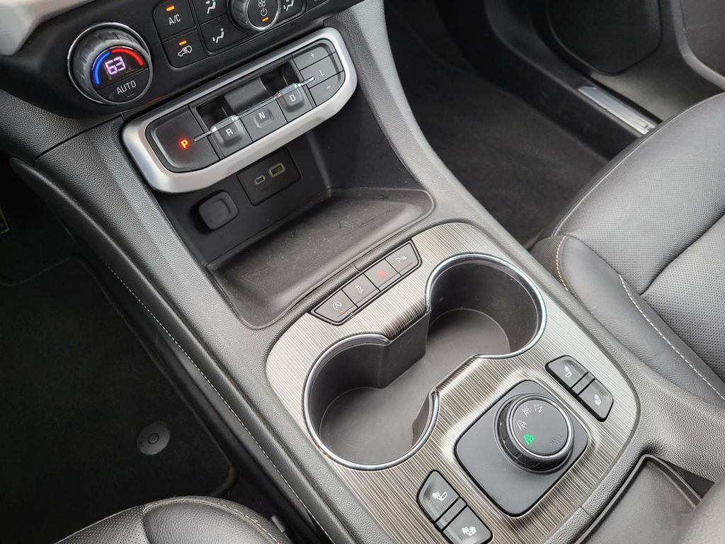 2020 Gmc Acadia SLT photo 30