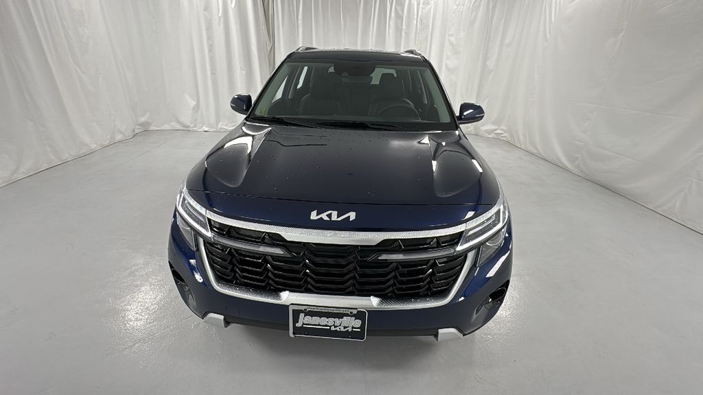 2026 Kia Seltos EX photo 8