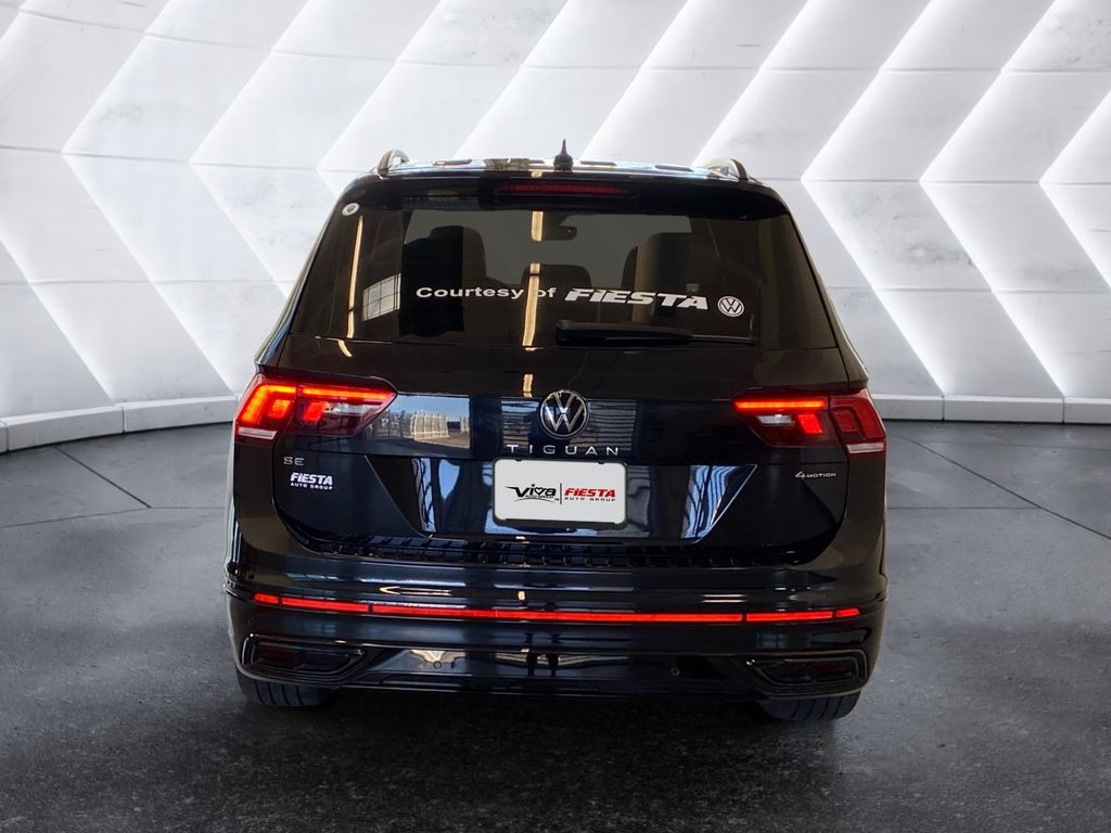2024 Volkswagen Tiguan SE R-Line Black photo 5