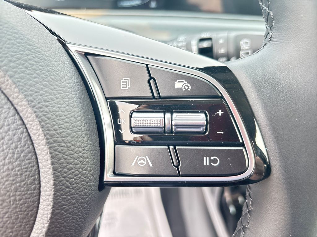 2025 Kia Seltos S photo 14