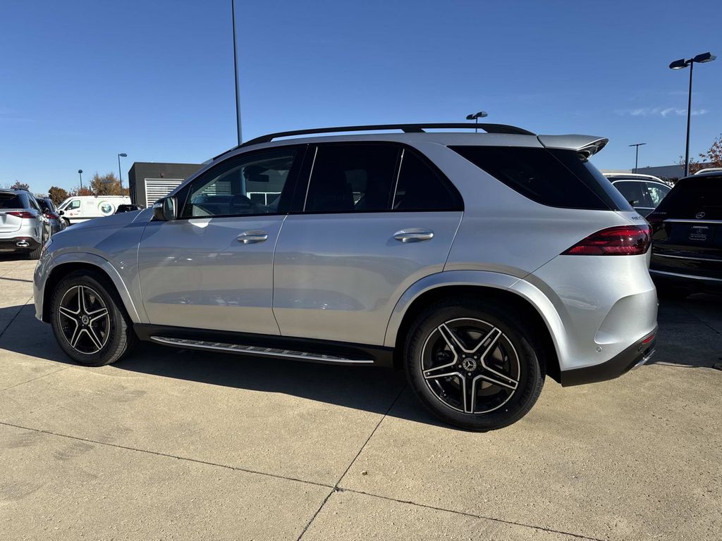 2026 Mercedes Benz GLE 350 4MATIC photo 2