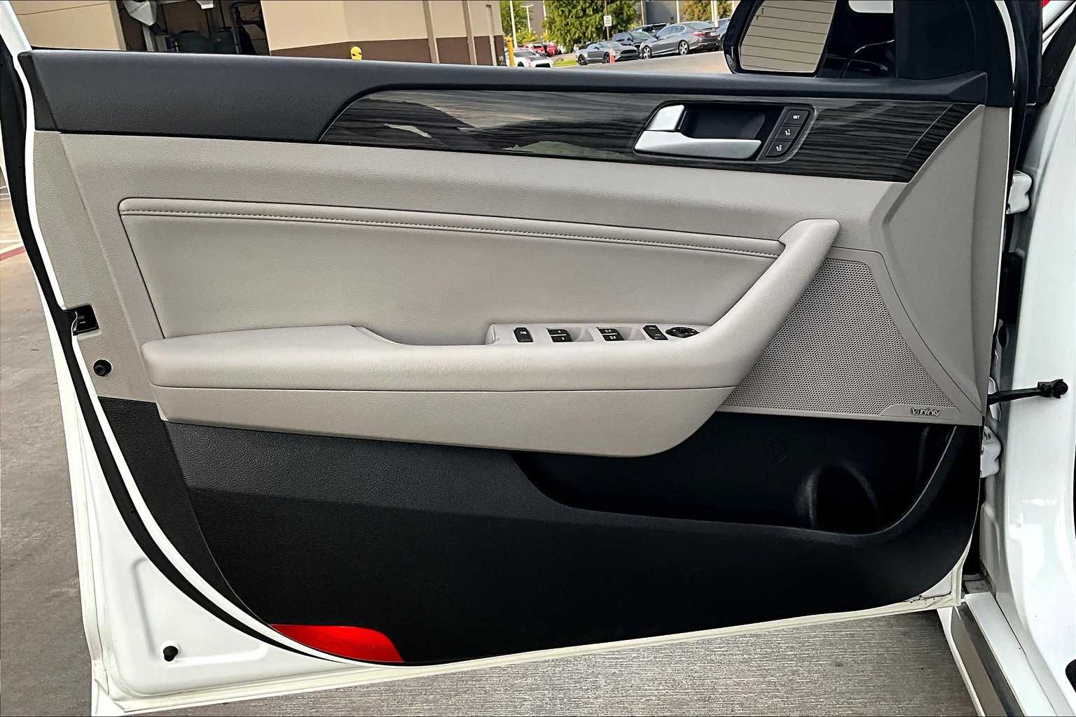 2015 Hyundai Sonata Limited photo 18