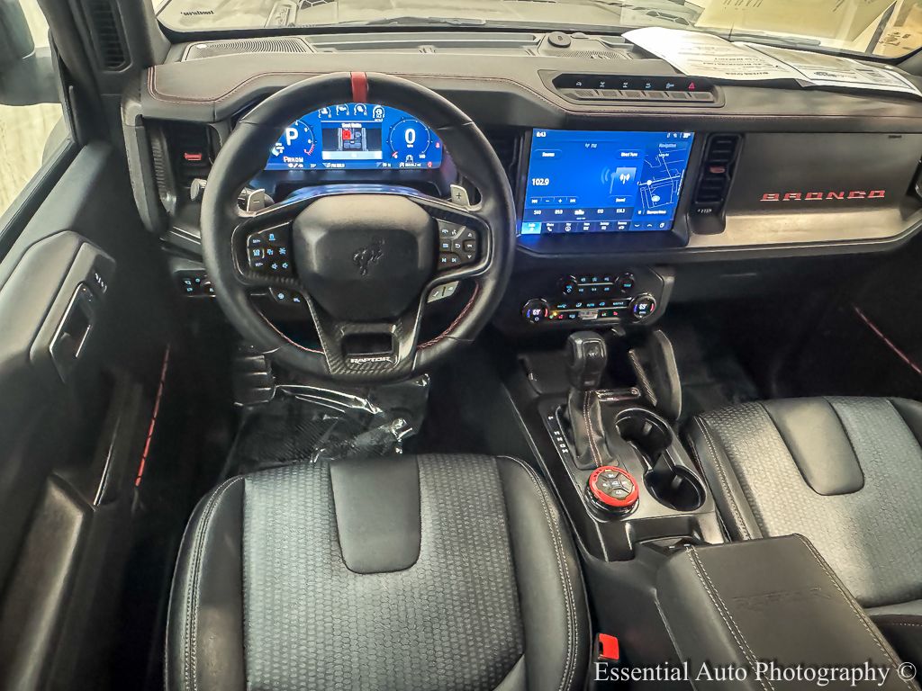 2025 FORD BRONCO - Image 13