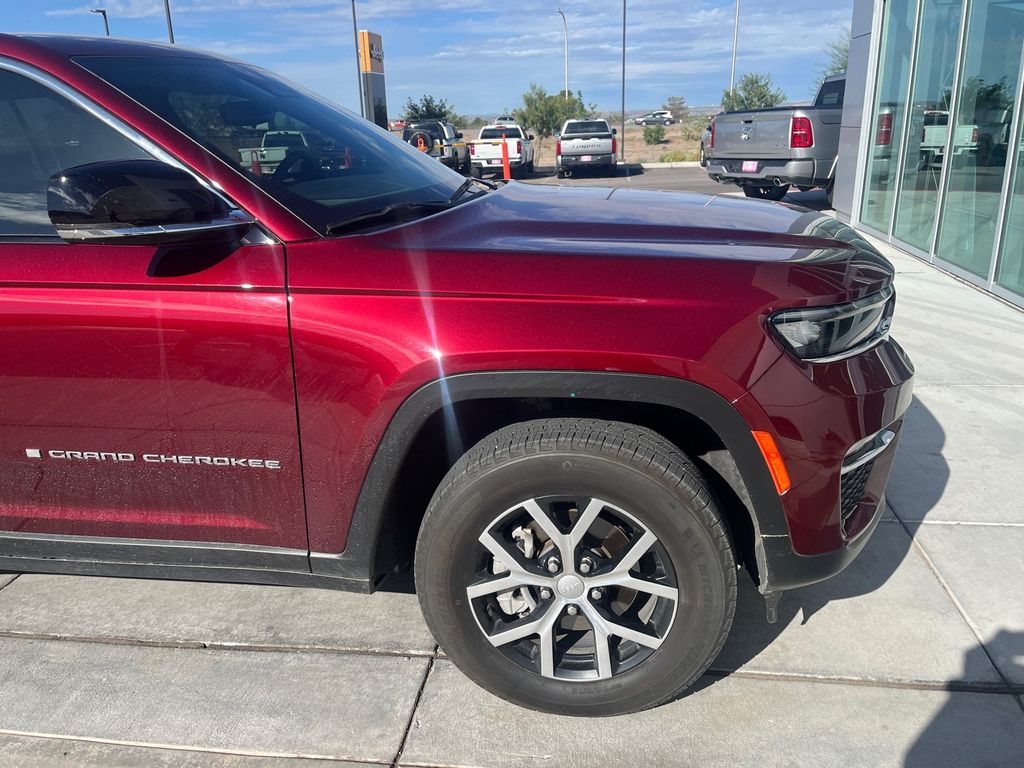 2023 Jeep Grand Cherokee Limited photo 23