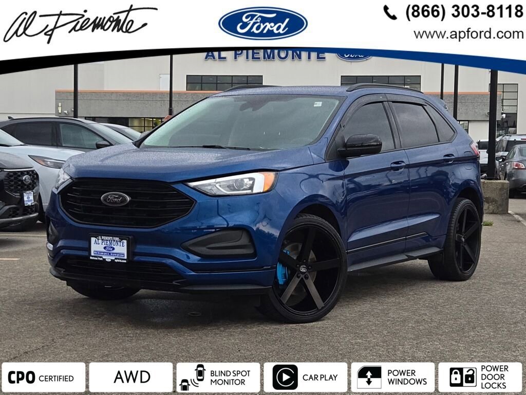 2022 Ford Edge SE's photo