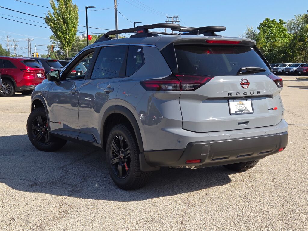 2026 Nissan Rogue SV photo 11