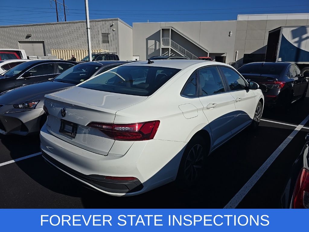 2024 Volkswagen Jetta 1.5T S photo 4