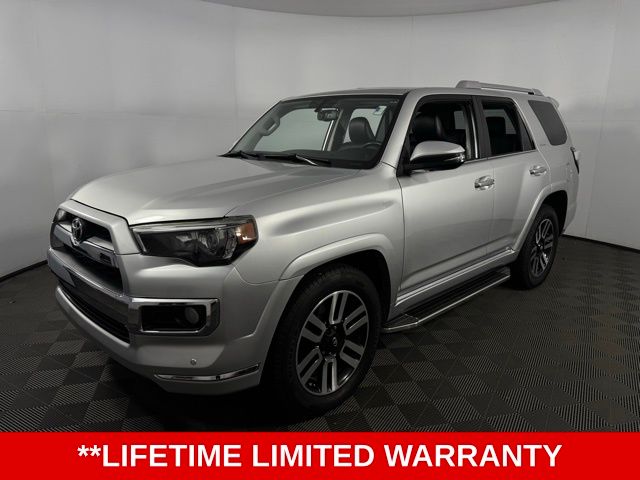 2018 Toyota 4Runner Limited photo 3
