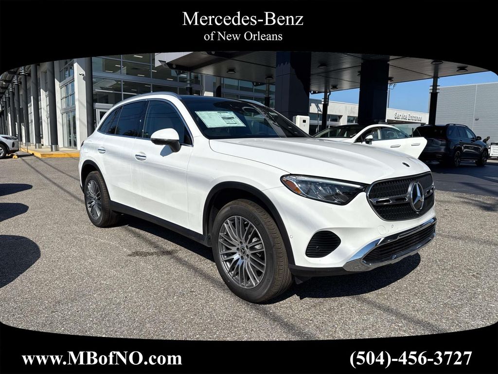 2026 Mercedes-Benz GLC Base's photo