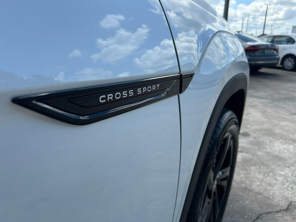 2026 Volkswagen Atlas Cross Sport SEL R-Line photo 27