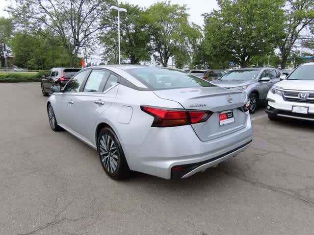2023 Nissan Altima 2.5 SV photo 2