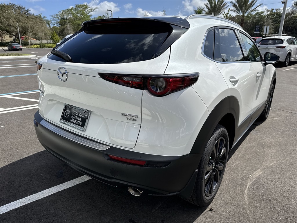 2024 Mazda CX-30 2.5 Turbo Premium photo 3