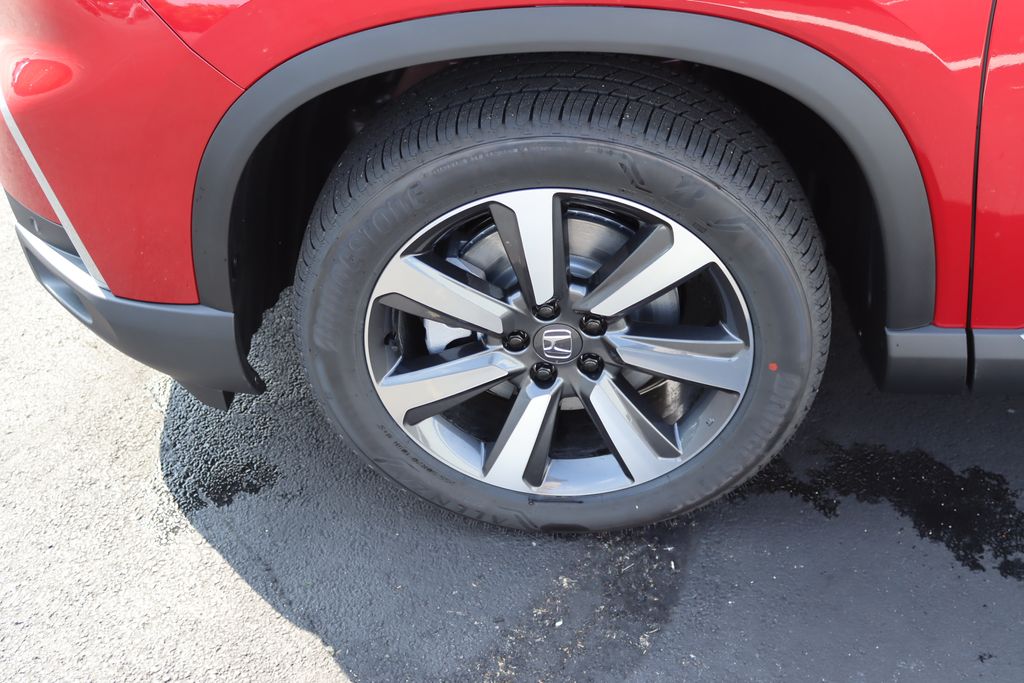 2025 Honda Pilot Touring photo 10