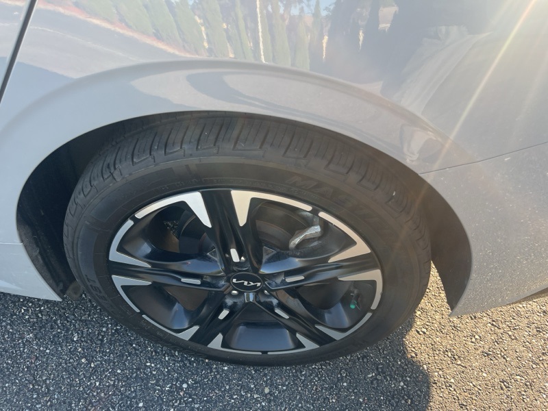 2022 Kia K5 GT-Line photo 8