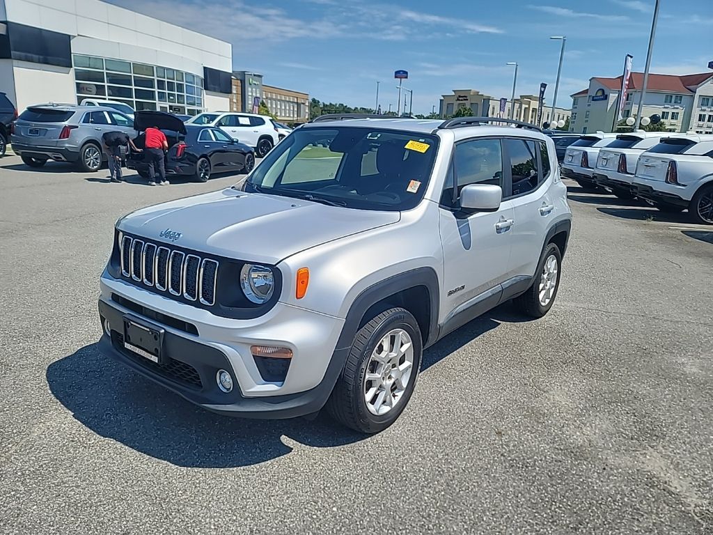 2019 Jeep Renegade Latitude photo 2