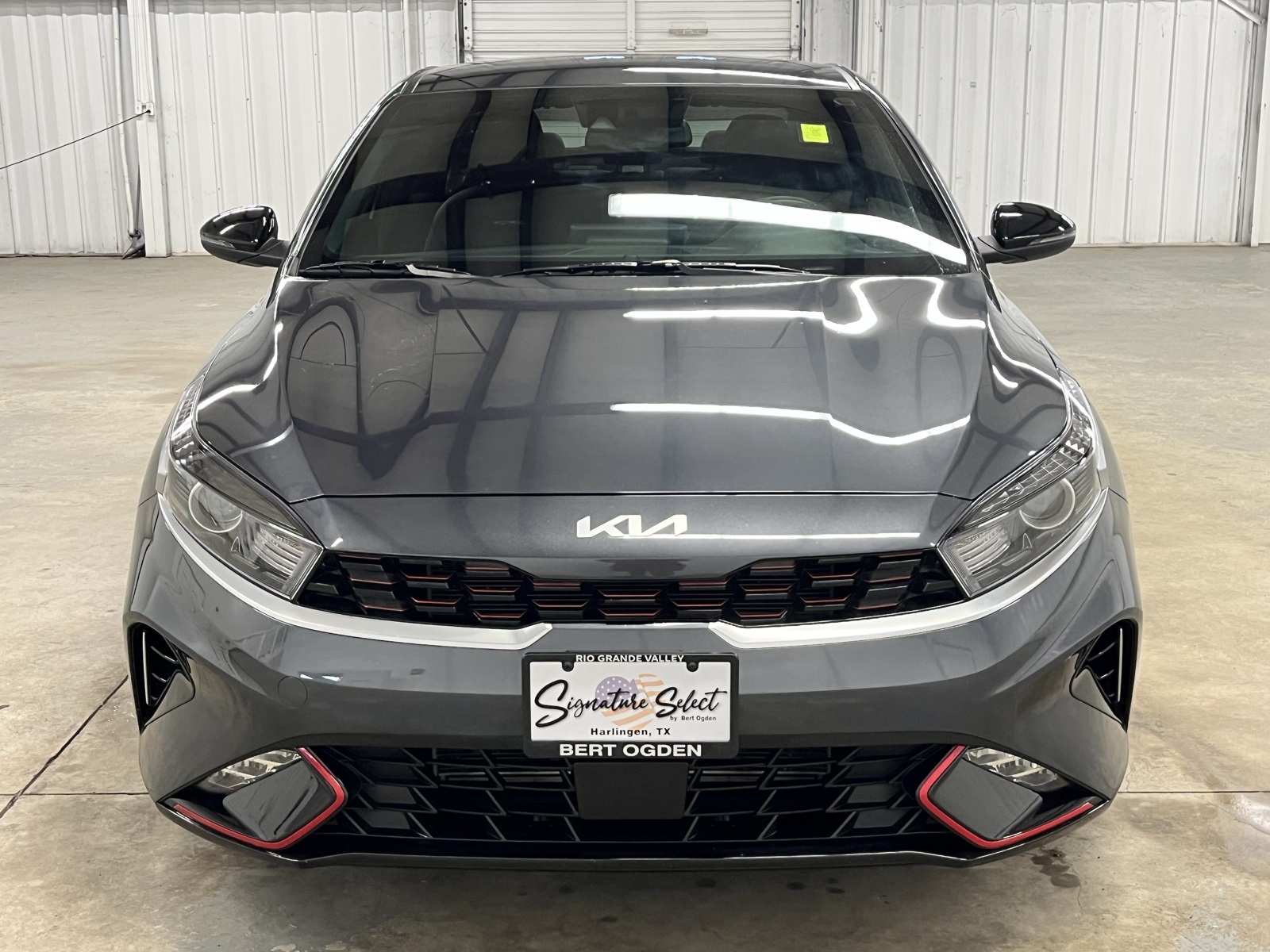 2024 Kia Forte GT-Line photo 2