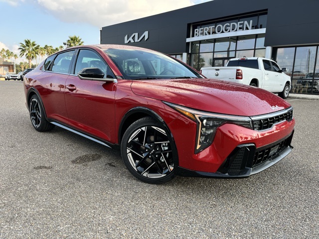 2025 Kia K4 GT-Line's photo