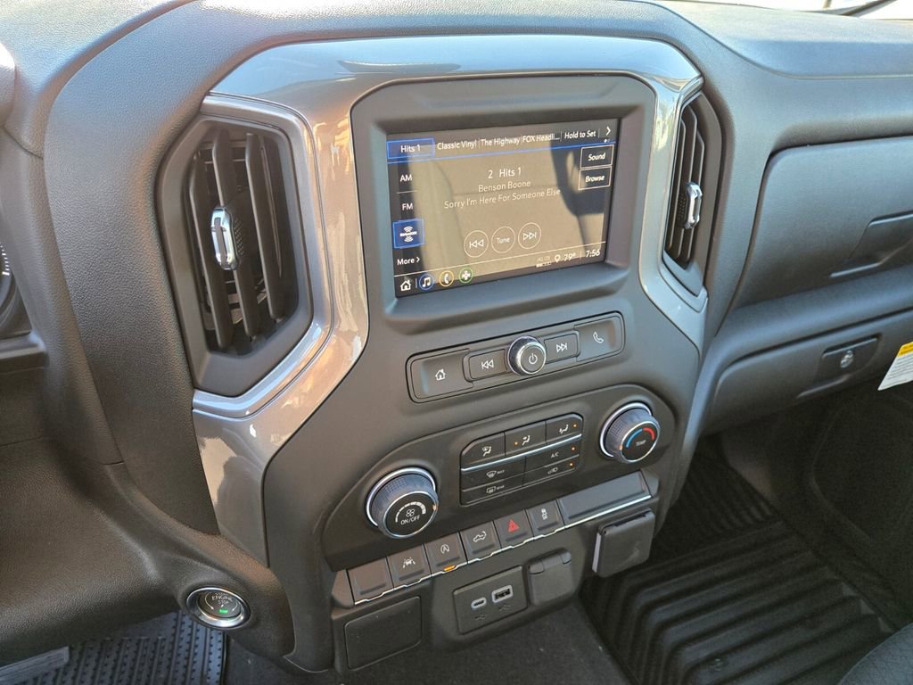 2026 Chevrolet Silverado 1500 Custom photo 10