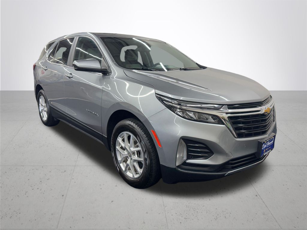 2024 Chevrolet Equinox LT photo 9