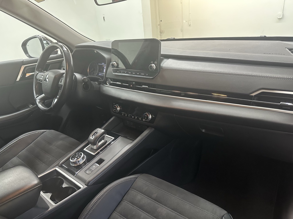 2022 Mitsubishi Outlander SE photo 20