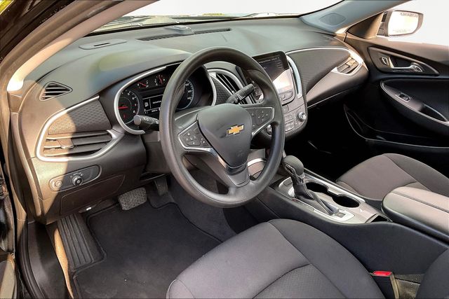 2023 Chevrolet Malibu 1LT photo 12