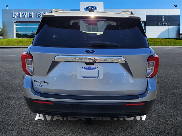 2021 Ford Explorer XLT photo 4