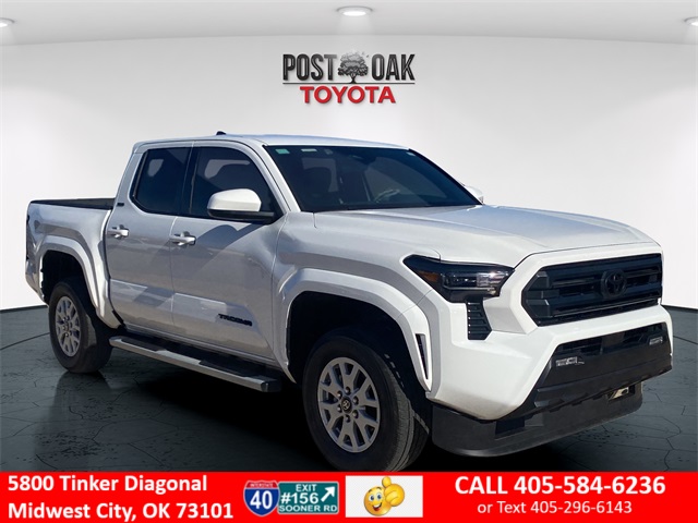 2025 Toyota Tacoma SR5's photo