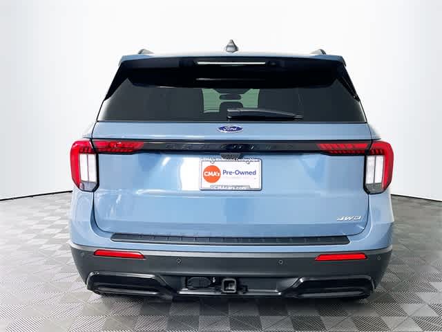 2025 Ford Explorer ST-Line photo 6