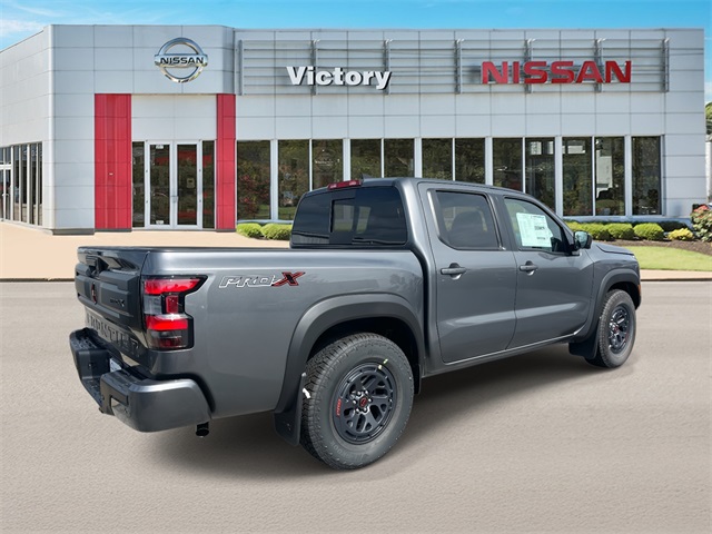 2025 Nissan Frontier Crew Cab PRO-X photo 3