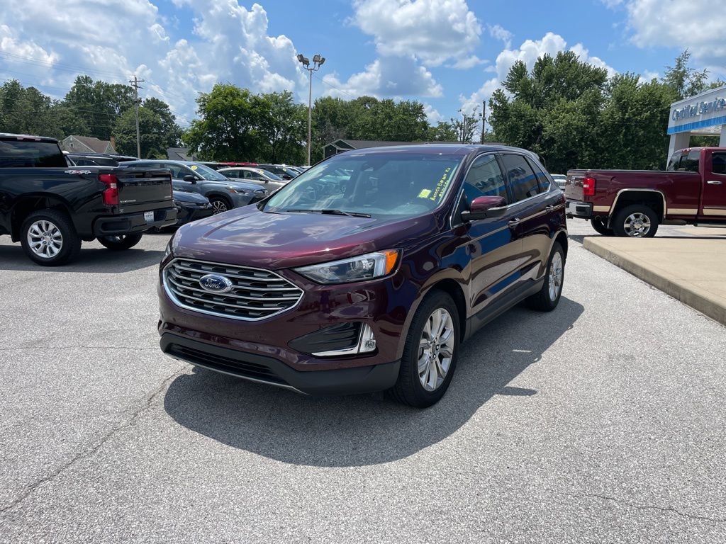 2024 Ford Edge Titanium photo 3