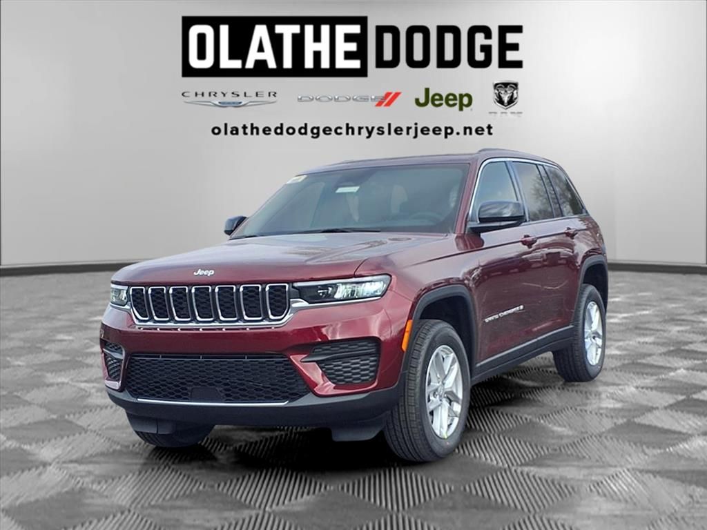 2025 Jeep Grand Cherokee Laredo's photo