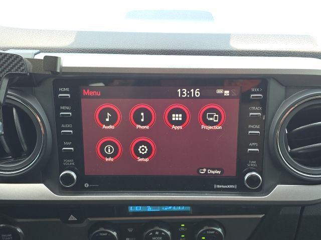 2023 Toyota Tacoma V6 photo 24