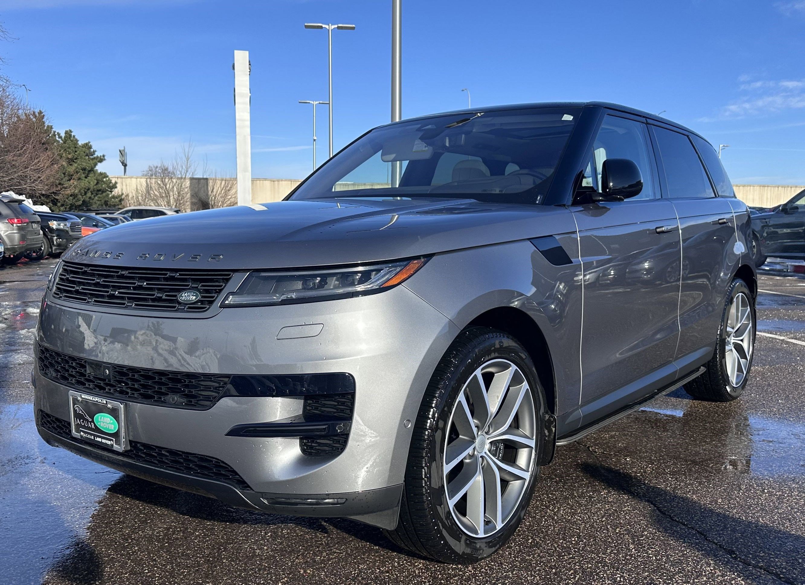2023 Land Rover Range Rover Sport SE's photo
