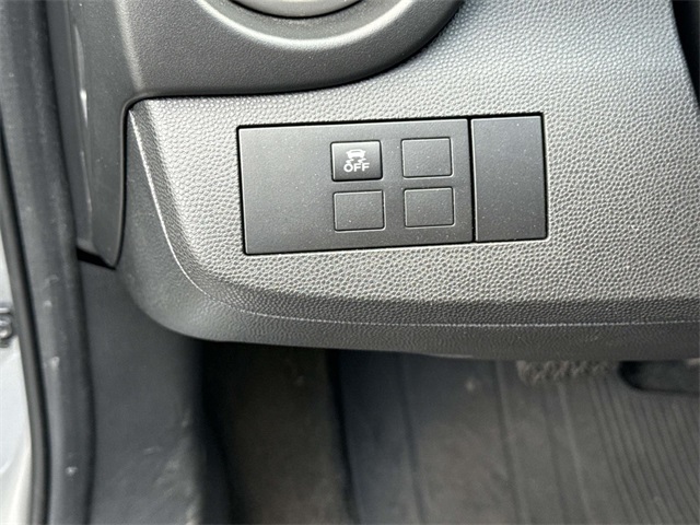 2012 Mazda Mazda2 Sport photo 28