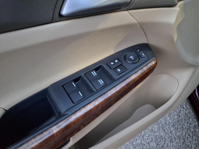 2010 Honda Accord EX photo 12